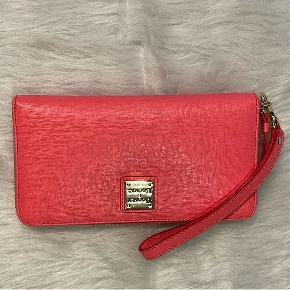 Dooney & Bourke 2 pc Saffiano Hobo & Wristlet - Picture 11 of 14